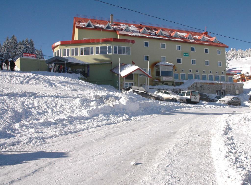 Kar Hotel Uludag  Buitenkant foto