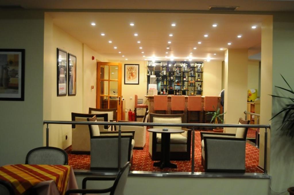 Kar Hotel Uludag  Buitenkant foto