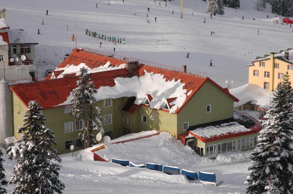 Kar Hotel Uludag  Buitenkant foto