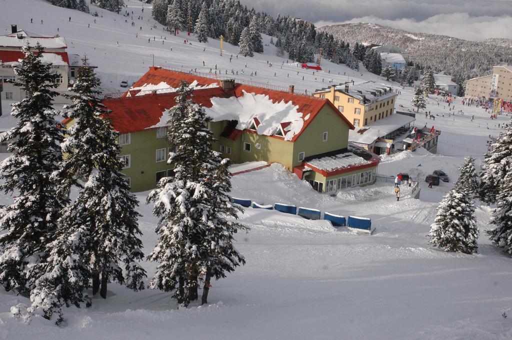 Kar Hotel Uludag  Buitenkant foto
